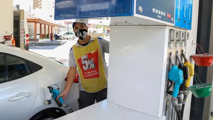 En este momento estás viendo Shell, YPF y Axion aumentaron los precios de los combustibles: cuánto cuestan desde este jueves en San Luis