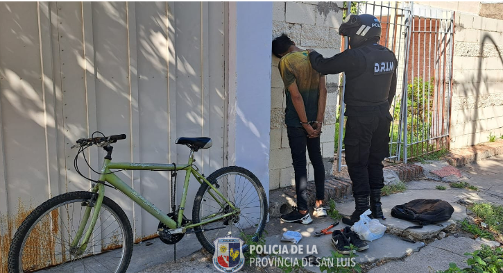 En este momento estás viendo Sustrajo un celular de una casa y huyó en una bicicleta también robada; fue detenido
